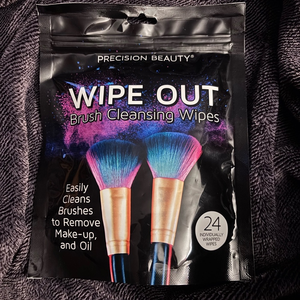 Precision Beauty Wipe Out Brush Cleansing Wipes - 24 individually wrapped wipes